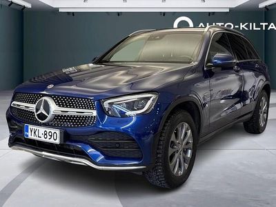 Sininen Käytetty 2020 Mercedes GLC300e Business Katumaasturi | 28 800 € (Perustarjous)