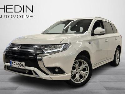 Käytetty Mitsubishi Outlander P-HEV Invite+ 135 HP (99 kW) 2019 Valkoinen Katumaasturi