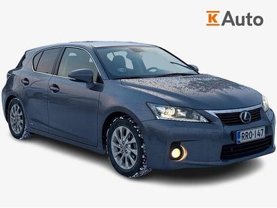 Lexus CT200h