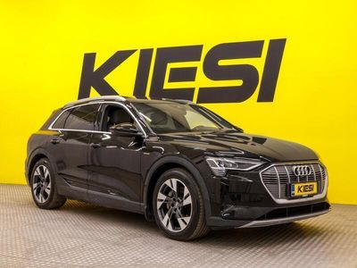 käytetty Audi e-tron 55 quattro / Adapt. vakkari / B&O -äänentoisto / Ilma-alusta / Panorama / Vetokoukku / Keyless