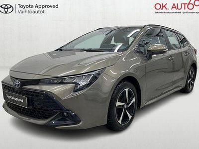 Ruskea (beige) Käytetty 2024 Toyota Corolla Active Farmari | 28 890 € (Perustarjous)