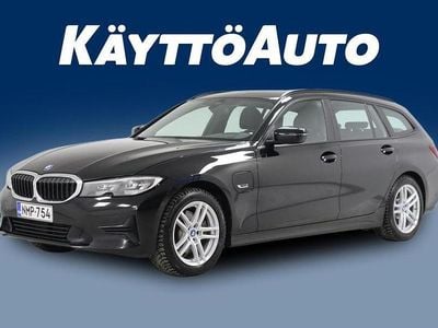 Käytetty BMW 320e Comfort Edition 204 HP (150 kW) 2022 Musta Farmari