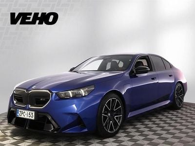 Sininen Käytetty 2024 BMW M5 Sedan | 145 900 €