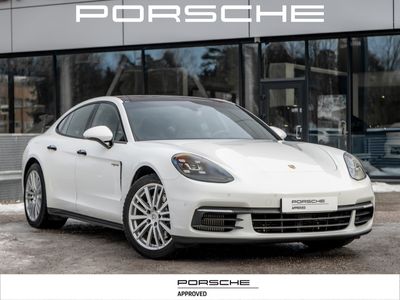 Porsche Panamera 4