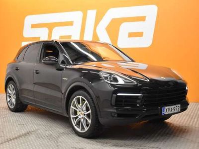 käytetty Porsche Cayenne E-Hybrid 14-suunt. istuimet muistilla / PDLS /