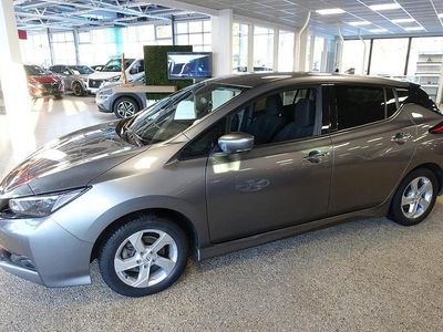 Käytetty Nissan Leaf N-Connecta 110 kW (150 HP) 2022 Harmaa Viistoperä