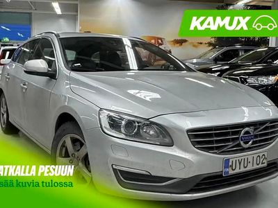 Käytetty Volvo V60 Business Edition 204 HP (150 kW) 2014 Hopea / harmaa Farmari