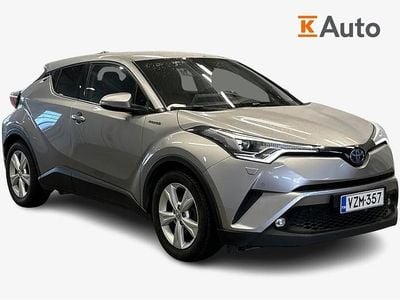 Käytetty Toyota C-HR Premium 122 HP (89 kW) 2018 Hopea Katumaasturi