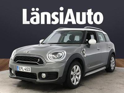 Käytetty Mini Cooper Countryman Comfort 136 HP (100 kW) 2018 Harmaa Katumaasturi
