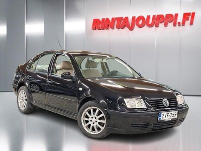 Musta Käytetty 2004 VW Bora Sedan | 3 490 €