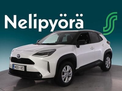 Käytetty Toyota Yaris Hybrid 2022