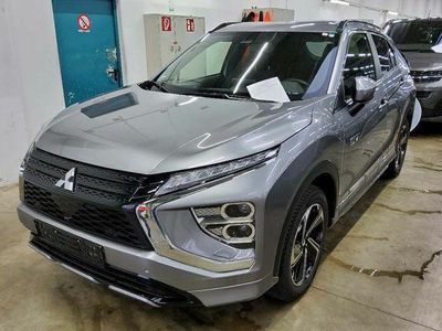 käytetty Mitsubishi Eclipse Cross 2.4 PHEV Instyle 4WD | ACC | 360-Kamera | Nahka/mokka | Sähkösäädöt | Remote control | Ratin lämmitin