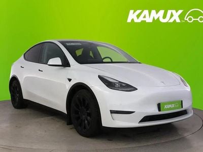 Valkoinen Käytetty 2022 Tesla Model Y Katumaasturi | 33 980 € (Perustarjous)