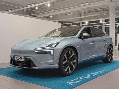 Uusi Polestar 4 Performance 22 kW (30 HP) 2026 Katumaasturi