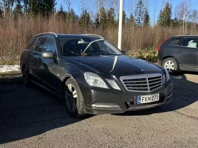 Mercedes E200