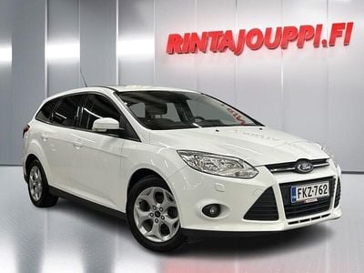 Käytetty Ford Focus Trend 101 HP (74 kW) 2013 Valkoinen Farmari