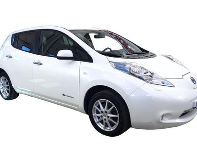 käytetty Nissan Leaf 24kWh Acenta Solar 6,6 kW charger #akku 12/12 palkkia! #ilmalämpöpumppu #älyavain #navi #peruutuskamera #cruise