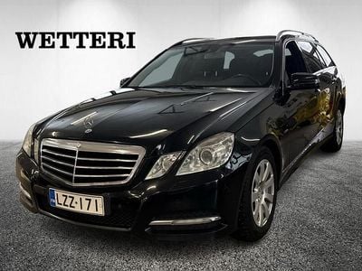 Käytetty Mercedes E200 Avantgarde 136 HP (100 kW) 2013 Musta Farmari