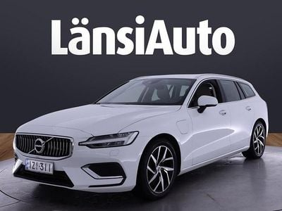 Valkoinen Käytetty 2021 Volvo V60 Business Edition Farmari | 28 380 € (Hyvä tarjous)