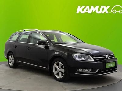Käytetty VW Passat Highline 143 HP (105 kW) 2012 Musta Sedan