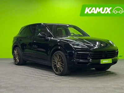 Käytetty Porsche Cayenne 628 HP (461 kW) 2020 Musta Katumaasturi