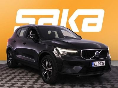 Käytetty Volvo XC40 Business Edition 197 HP (144 kW) 2023 Katumaasturi