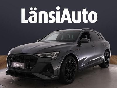 Käytetty 2022 Audi e-tron S-Line Katumaasturi | 40 490 € (Hieman kallis)