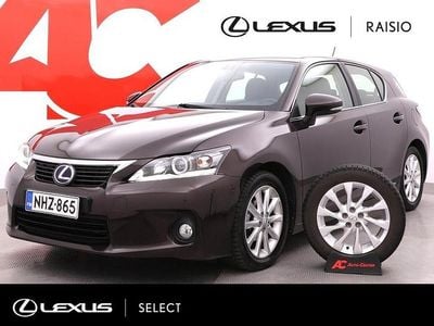Käytetty Lexus CT200h 136 HP (100 kW) 2012 Ruskea Viistoperä