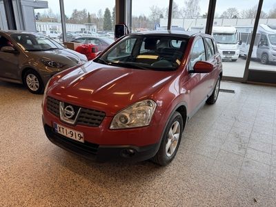 käytetty Nissan Qashqai 1,6 Acenta 5MT 4x2 - Panorama kattoikkuna!