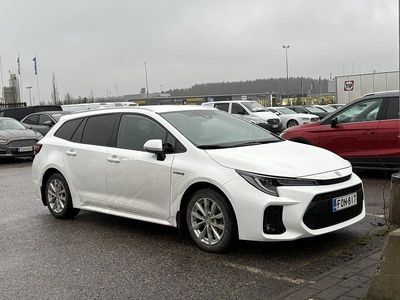 Käytetty 2021 Suzuki Swace GLX Farmari | 21 400 €