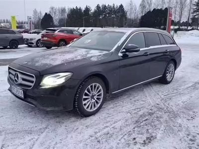 Mercedes E200