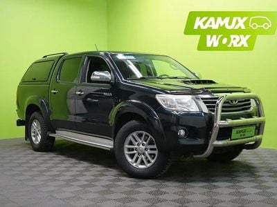 Käytetty Toyota HiLux 171 HP (125 kW) 2014 Hopea / harmaa Nouto