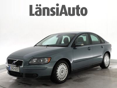 käytetty Volvo S40 2,4 / MYYDÄÄN HUUTOKAUPAT.COM