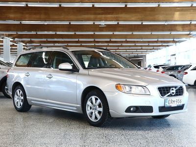 käytetty Volvo V70 T4F Momentum aut - J. autoturva - Ilmainen kotiintoimitus!