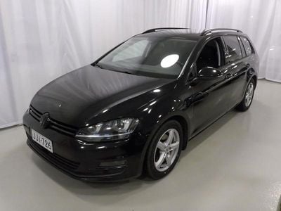 Musta Käytetty 2014 VW Golf VII Comfortline Farmari | 7 950 € (Perustarjous)