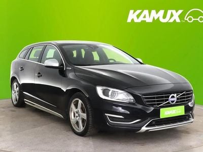 Käytetty Volvo V60 215 HP (158 kW) 2015 Musta Farmari