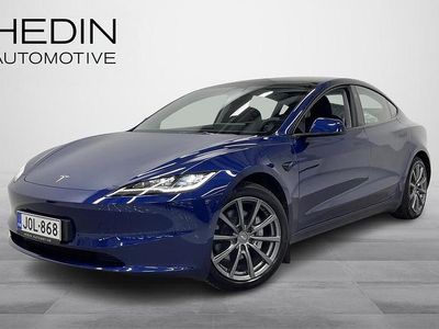 Sininen Käytetty 2024 Tesla Model 3 Long Range AWD Sedan | 44 890 €