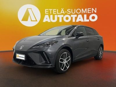 Harmaa Käytetty 2023 MG MG4 EV Luxury Viistoperä | 23 700 € (Perustarjous)