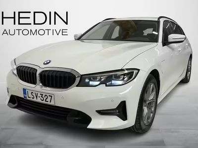 BMW 330e