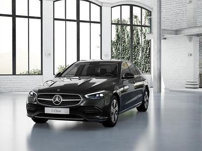 Harmaa Käytetty 2023 Mercedes C300e Advanced Plus Sedan | 49 800 € (Hieman kallis)