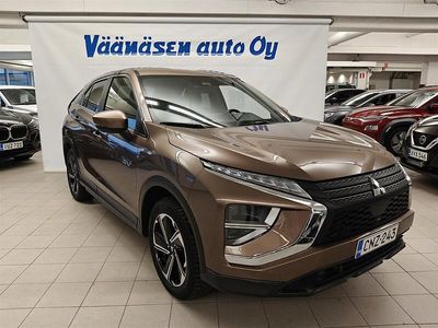 Ruskea Käytetty 2021 Mitsubishi Eclipse Cross Inform Katumaasturi | 22 800 € (Perustarjous)