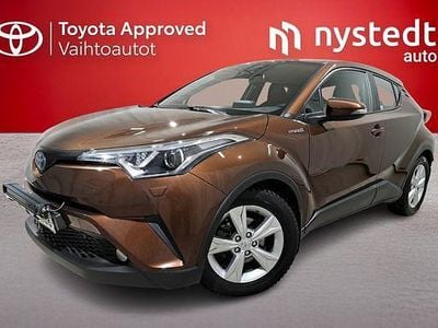 Ruskea (beige) Käytetty 2019 Toyota C-HR Active Katumaasturi | 18 450 € (Perustarjous)