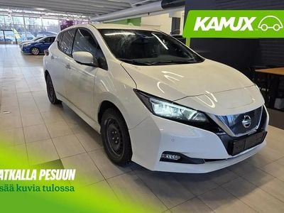 Valkoinen Käytetty 2022 Nissan Leaf N-Connecta Viistoperä | 22 690 € (Perustarjous)