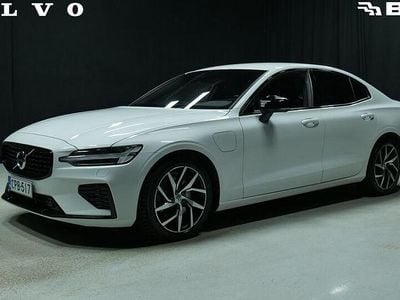 Valkoinen Käytetty 2021 Volvo S60 Business Edition Sedan | 33 800 € (Perustarjous)