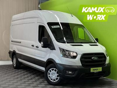 Valkoinen Käytetty 2024 Ford Transit Trend Van | 33 900 € (Hieman kallis)