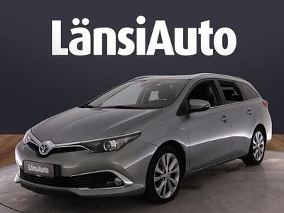 Käytetty 2016 Toyota Auris Touring Sports Premium Farmari | 17 490 € (Perustarjous)