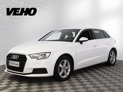 Käytetty Audi A3 Sportback g-tron 110 HP (80 kW) 2017 Valkoinen Viistoperä