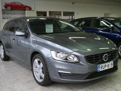 käytetty Volvo V60 D2 Kinetic