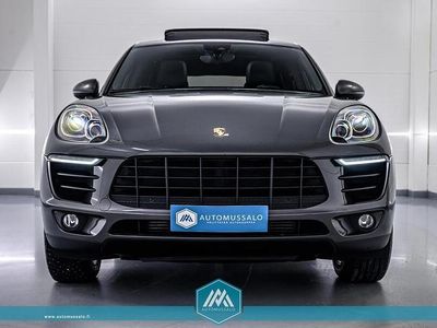 Käytetty 2014 Porsche Macan S Sport Katumaasturi | 27 900 €