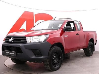 Käytetty Toyota HiLux Life 150 HP (110 kW) 2020 Punainen Nouto